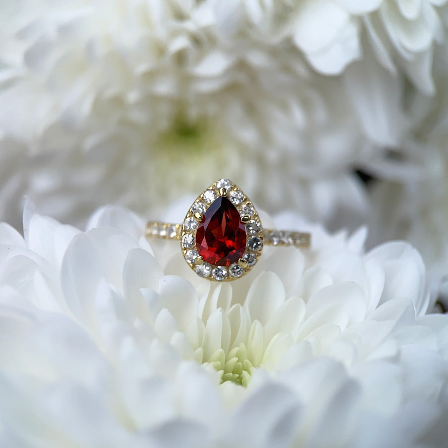 Dahlia Garnet Ring