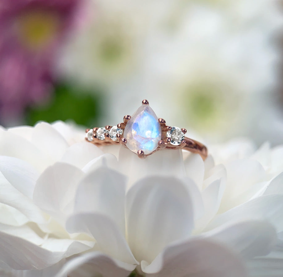 Sundrop Moonstone Ring - Main Image